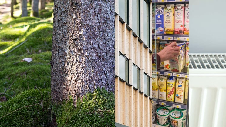 trädstam, sara kulturhus, matförpackningar i affär och fjärrvärmeelement