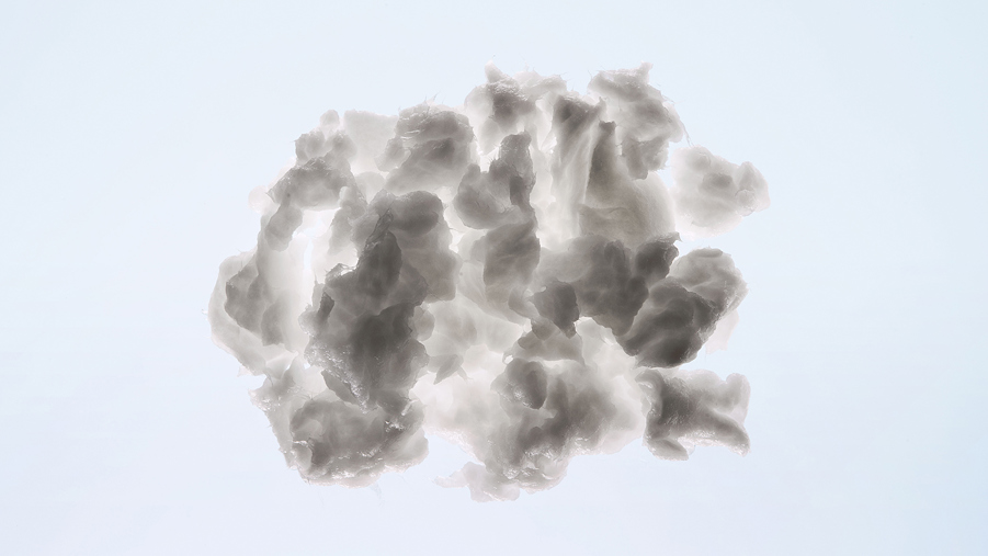 pappersmassa på blå bakgrund